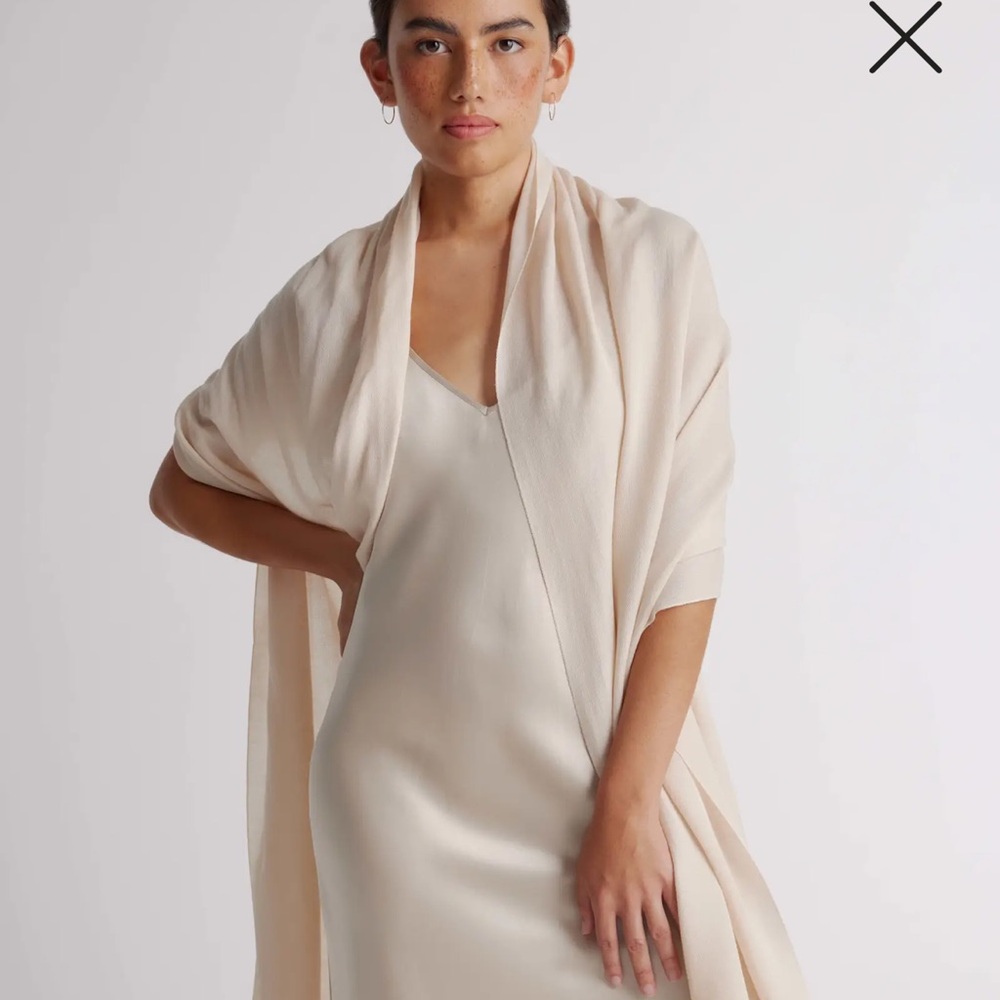 Quince Cream Fringe Wrap